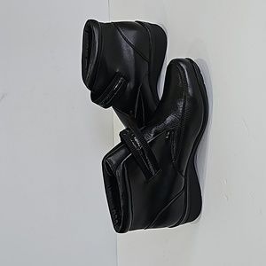 Orth-Line by Comfor Black  winter Ankle boot strap on Size 8.5